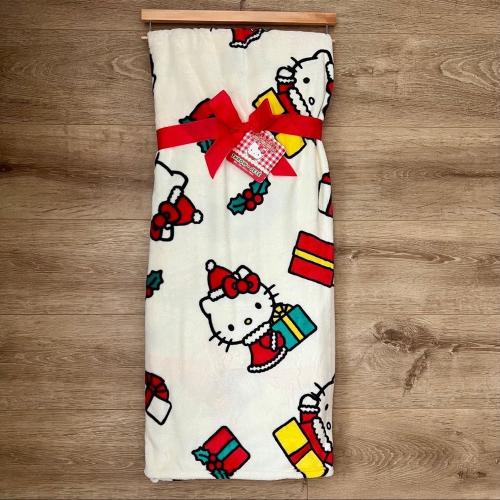 Hello Kitty Christmas present blanket